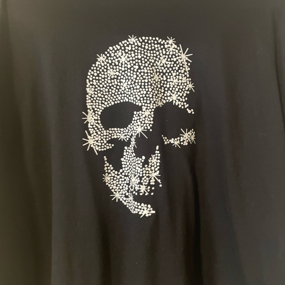 New Shein Curve Black 3XL T-Shirt runs smaller like 2x